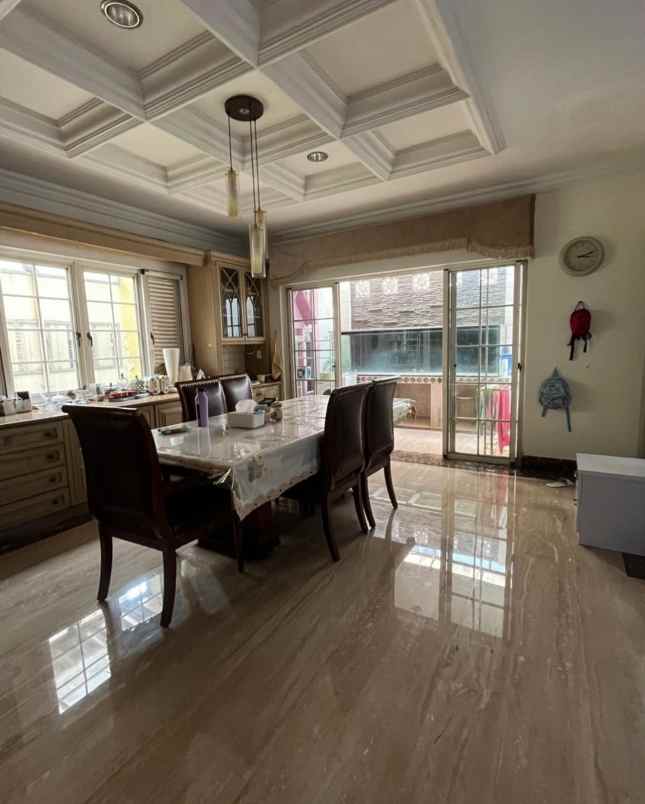 dijual rumah taman beverly golf lippo