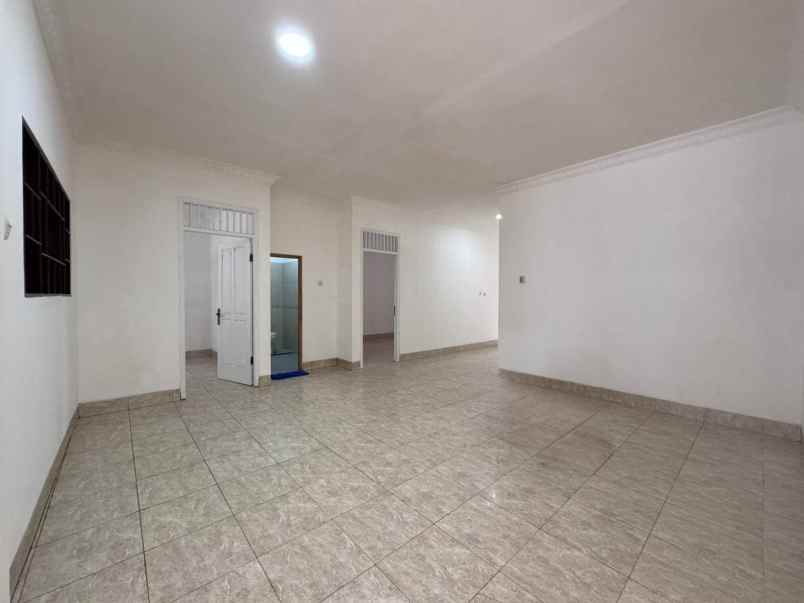 dijual rumah taman bumyagara mustikajaya