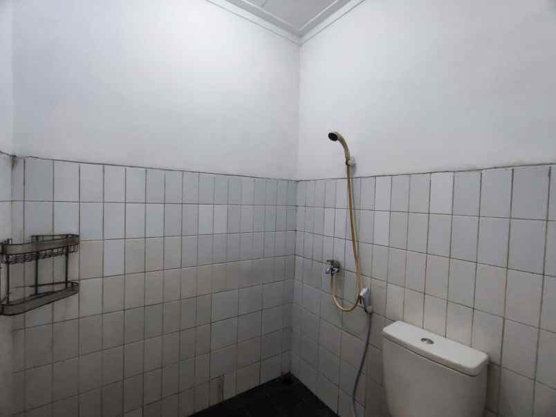 dijual rumah taman pegangsaan indah
