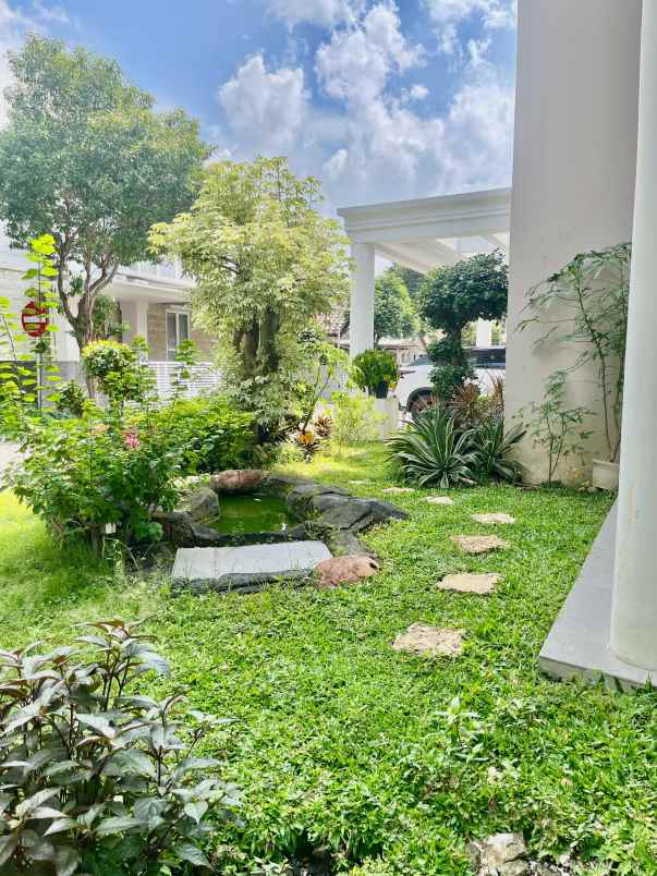 dijual rumah taman pusparaya