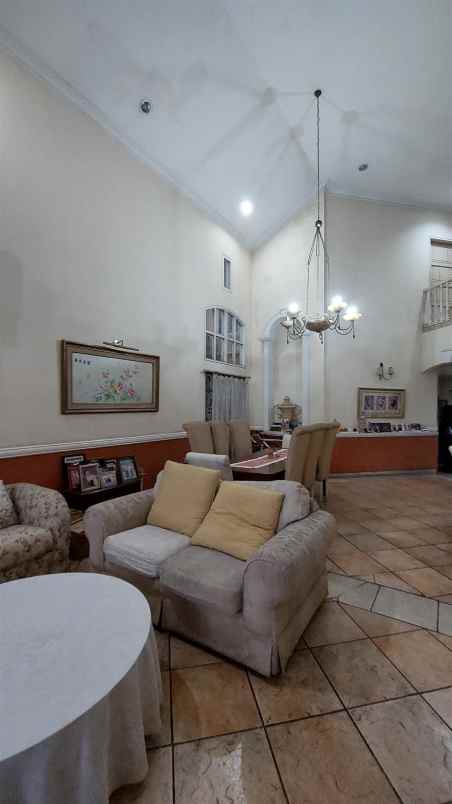 dijual rumah tanah abang jakarta pusat