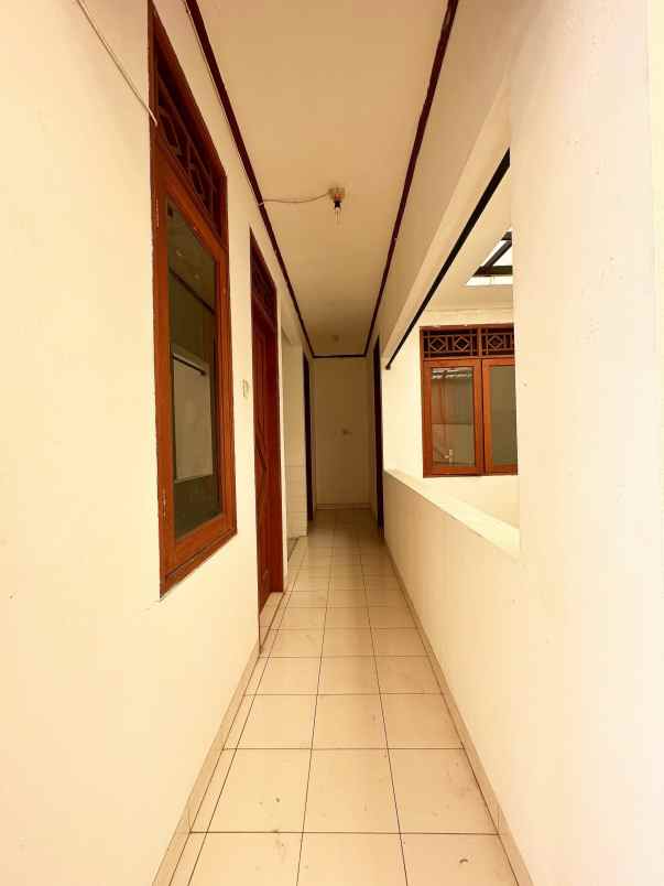 dijual rumah tanjung barat