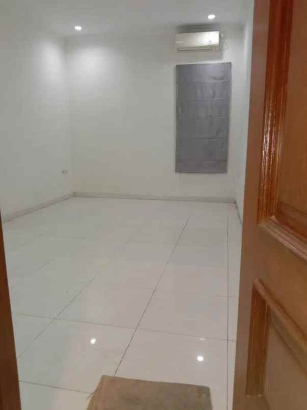 dijual rumah tebet