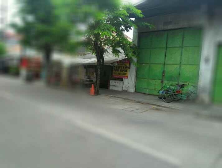 dijual rumah tepi jalan hanya 1 menit