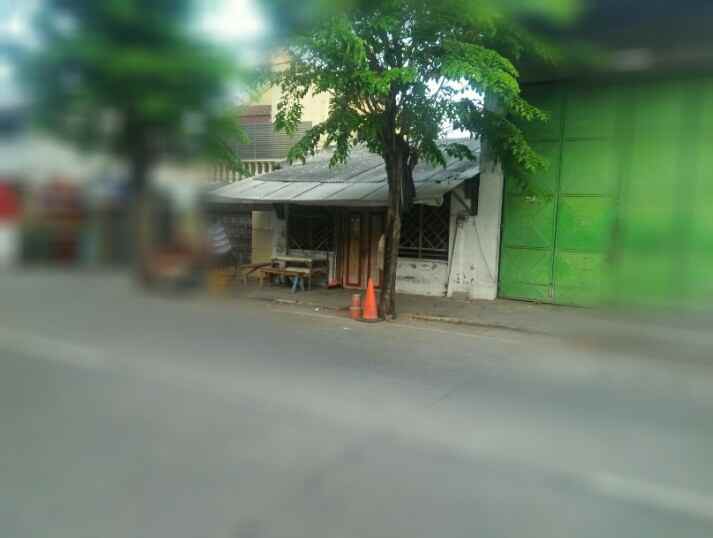 dijual rumah tepi jalan hanya 1 menit