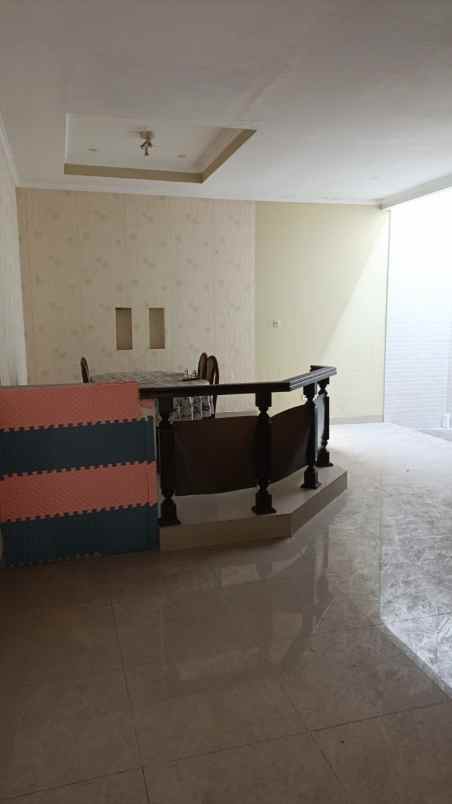 dijual rumah the royal residence