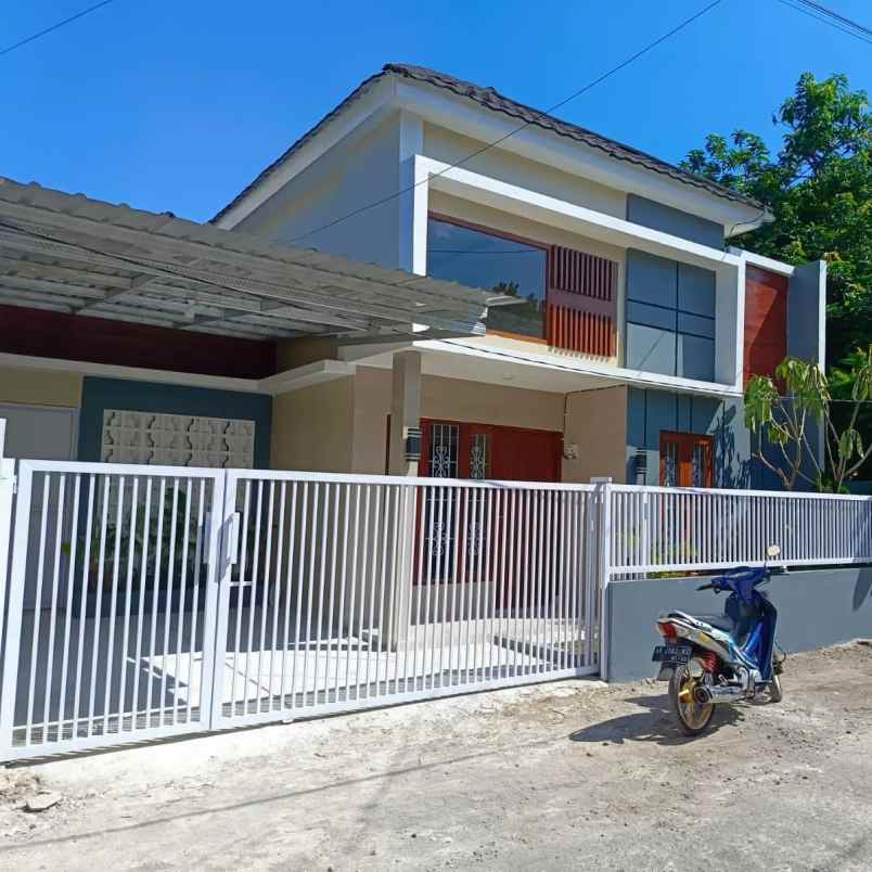 dijual rumah timbulharjo jl paris km 10