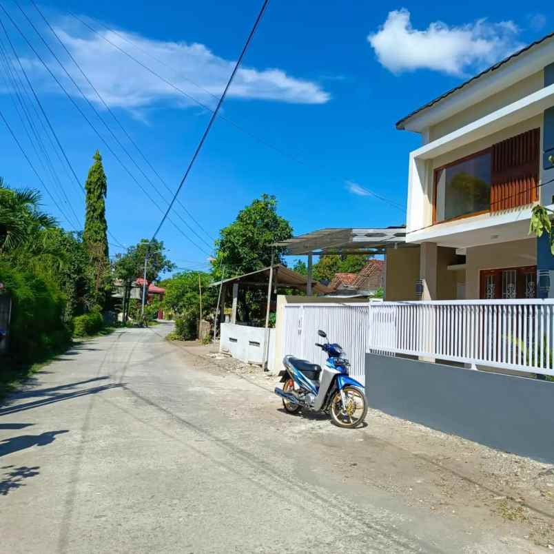 dijual rumah timbulharjo jl paris km 10