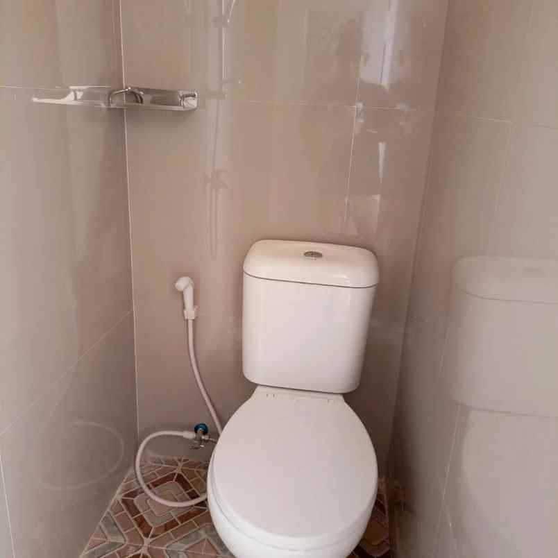 dijual rumah timbulharjo jl paris km 10