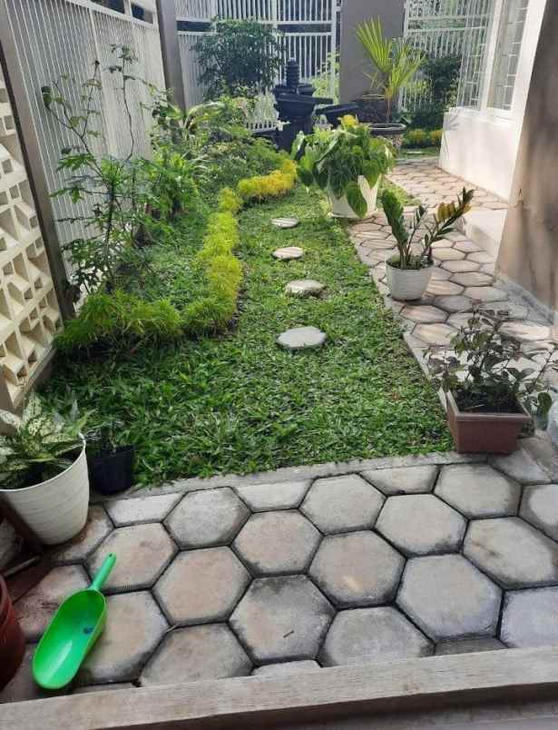 dijual rumah tlogomas