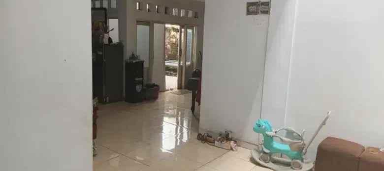 dijual rumah ulujami