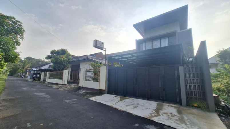 dijual rumah wedomartani kec ngemplak