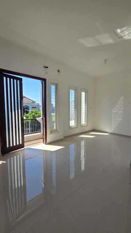 dijual rumah wiguna rungkut cluster favorit surabaya