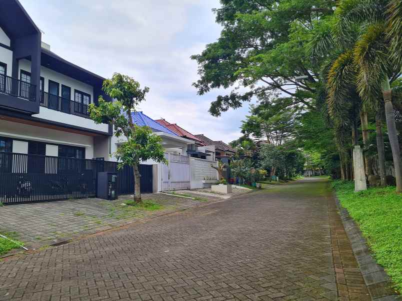 dijual tanah araya nieuw indie