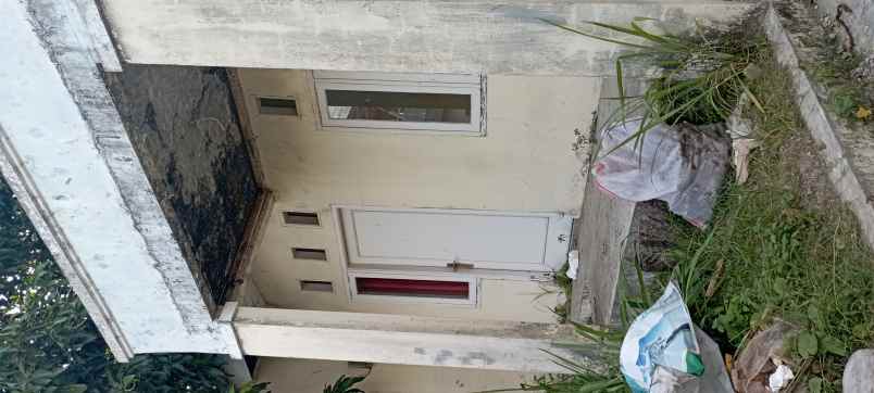 dijual tanah hook bonus rumah ex kantor pemasaran