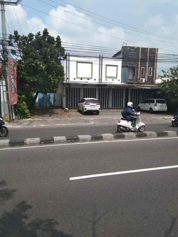 dijual tanah jalan janti no 95