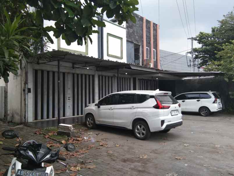 dijual tanah jalan janti no 95