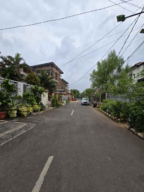 dijual tanah pondok kelapa