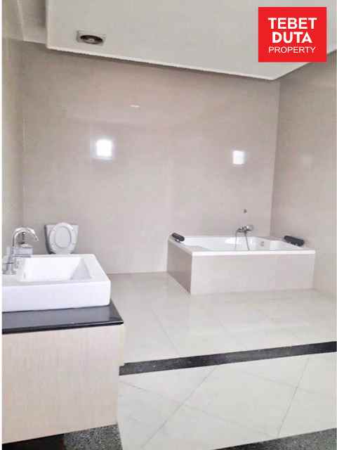 dijual tanah tebet barat