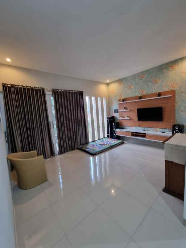 dijual villa batu dekat jatim park 2 plus furnish