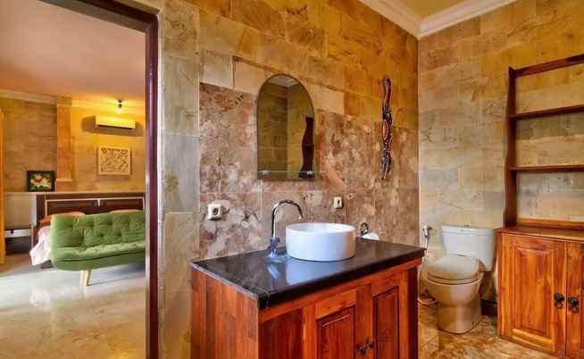 dijual villa batu mejan canggu