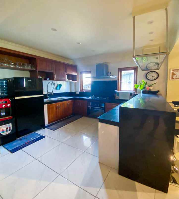 dijual villa cowang dereng batu cermin