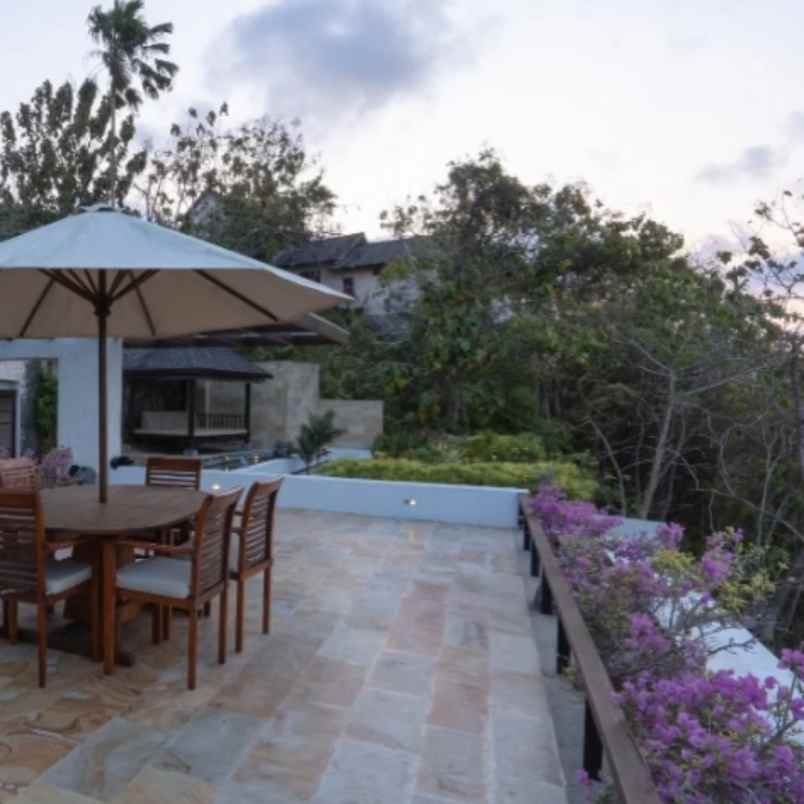 dijual villa goa gong