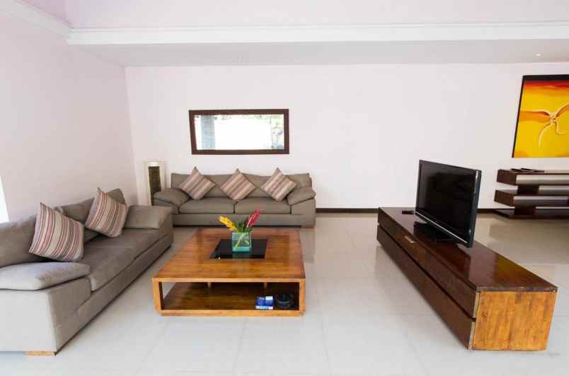 dijual villa ji yudistira seminyak kec