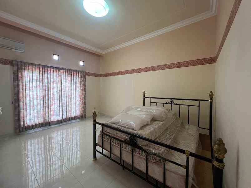 dijual villa puncak prigen