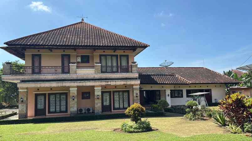 dijual villa puncak prigen