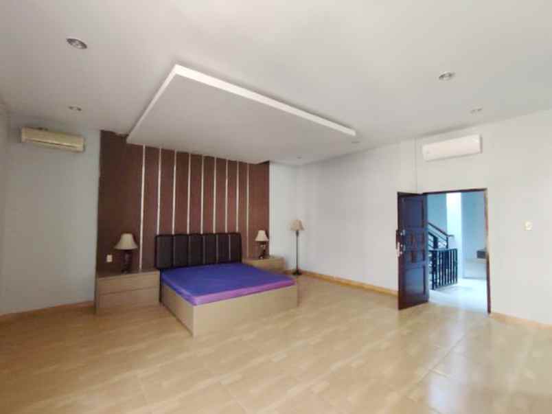 disewa rumah siap huni komplek cemara asri