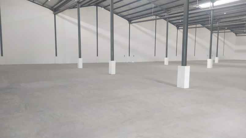 disewakan gudang di medan