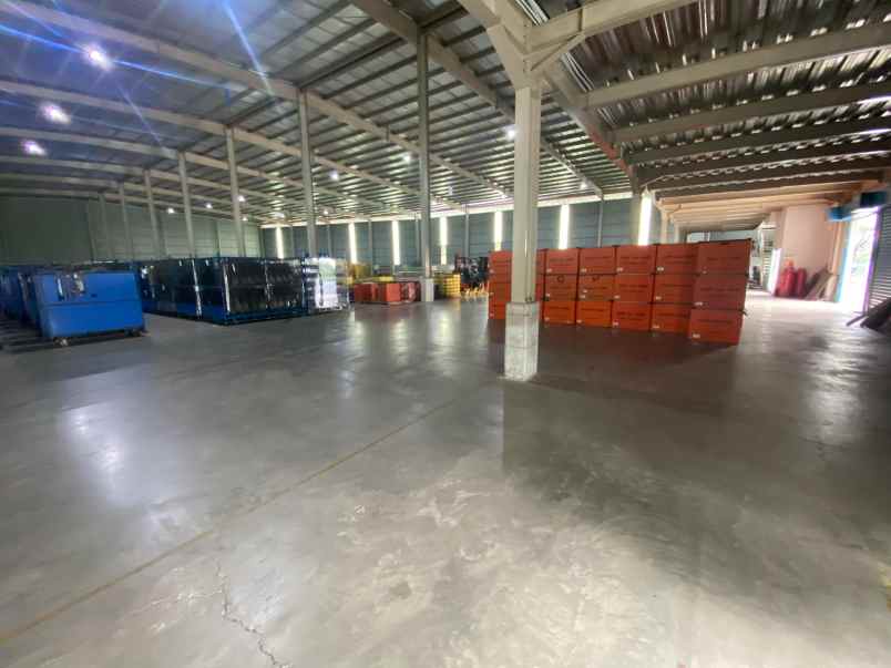 disewakan gudang industri delta silicon lippo cikarang