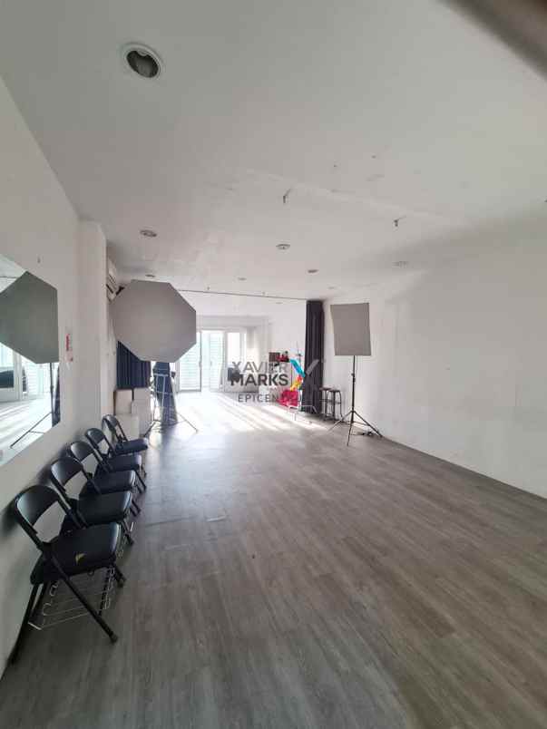 disewakan ruko central park mulyosari langka