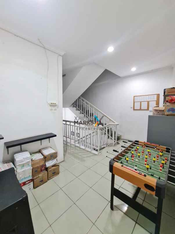 disewakan ruko central park mulyosari langka