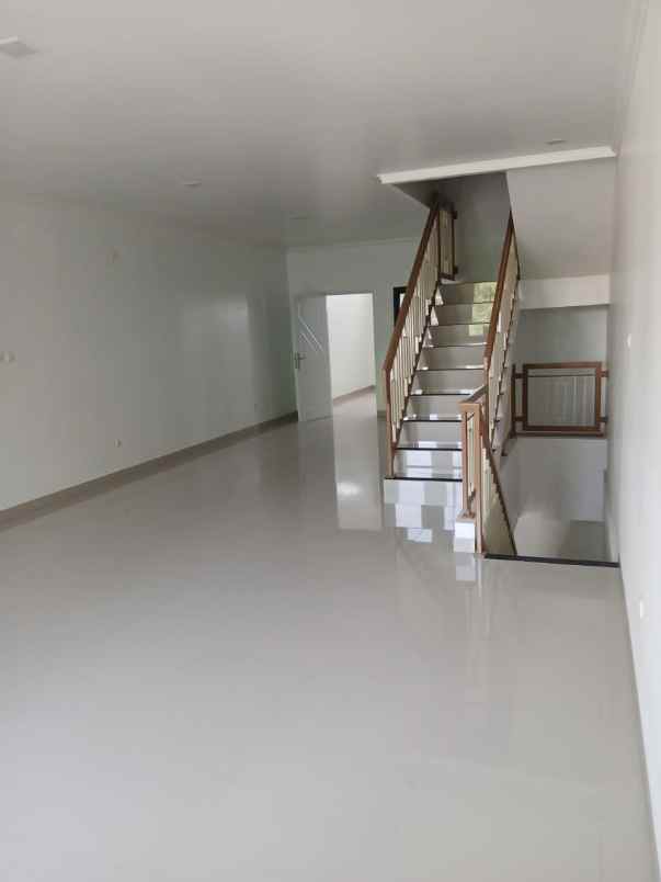 disewakan ruko gudang kantor tegal parang mampang