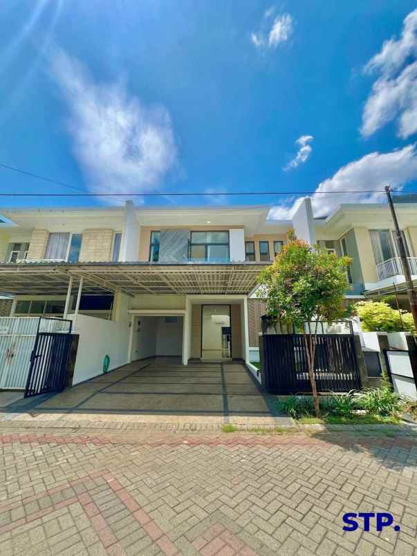 disewakan rumah araya