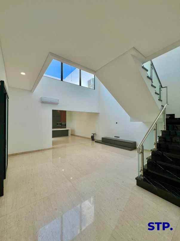 disewakan rumah araya