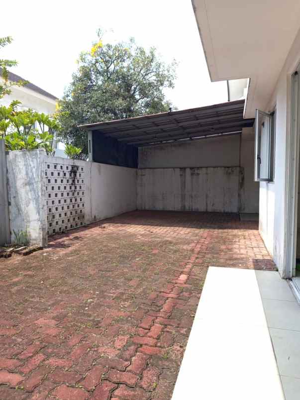 disewakan rumah cluster palm spring jgc