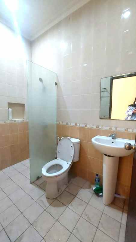 disewakan rumah gading griya residence