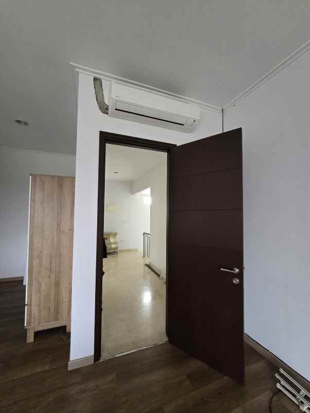 disewakan rumah golf island pik jakarta utara