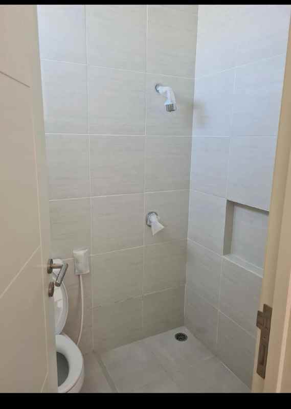 disewakan rumah grand harvest