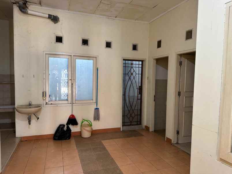 disewakan rumah harapan indah cluster