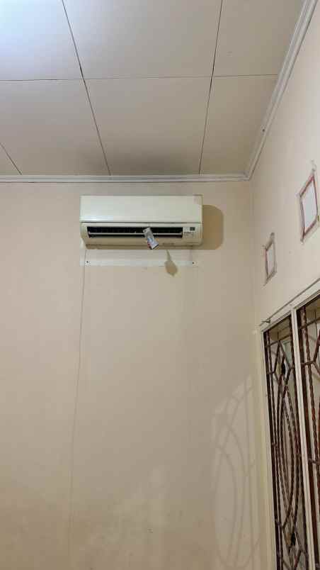 disewakan rumah harapan indah cluster