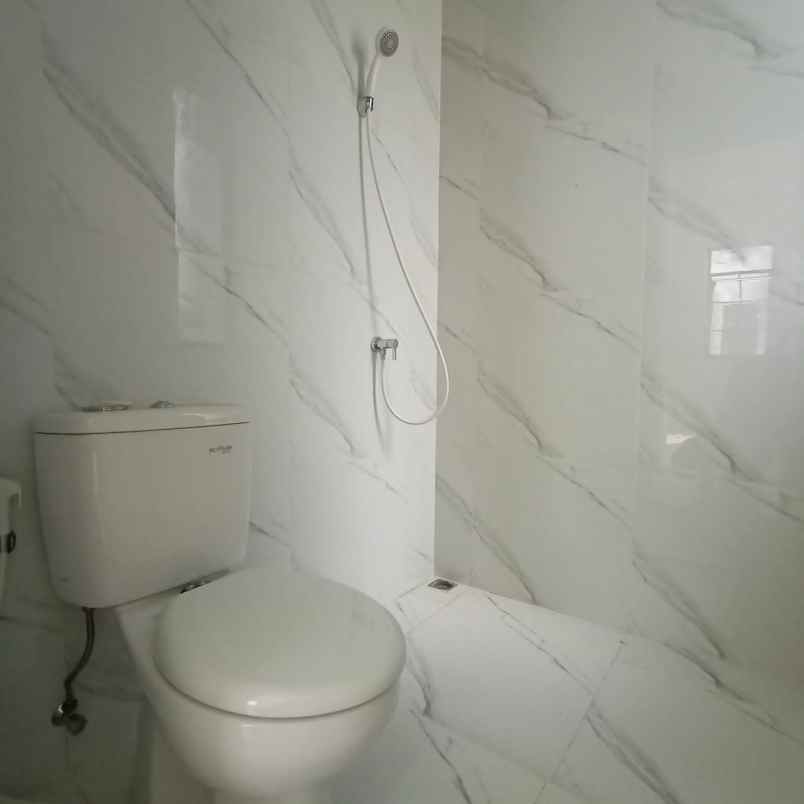 disewakan rumah lavon swan city cluster