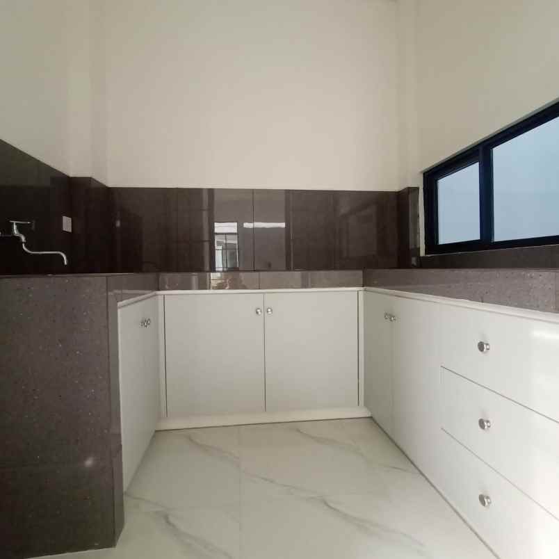 disewakan rumah lavon swan city cluster