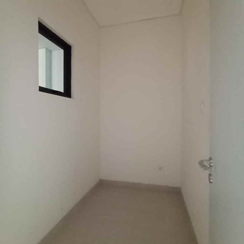 disewakan rumah lavon swan city cluster