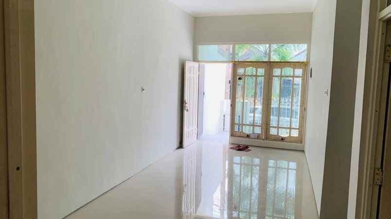 disewakan rumah nirwana eksekutif