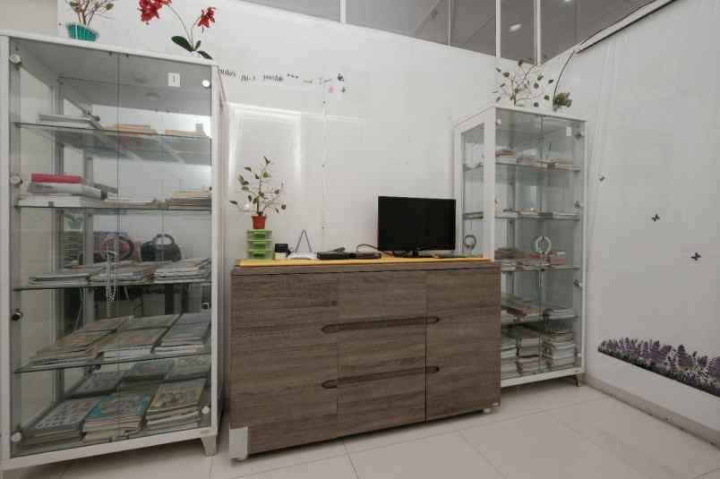 disewakan rumah nirwana eksekutif