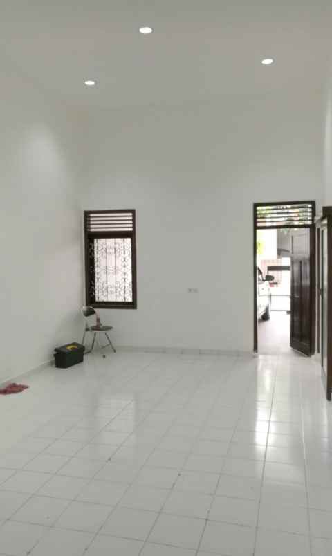 disewakan rumah rawamangun